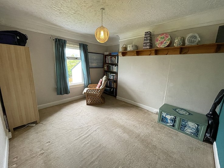 Ronachan, Cromlech Road Waterside Property