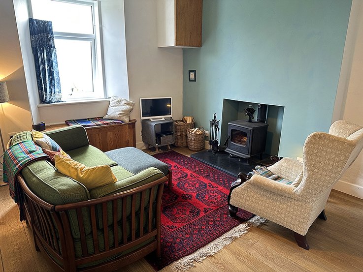 11 Shore Cottages, Kames, Tighnabruaich