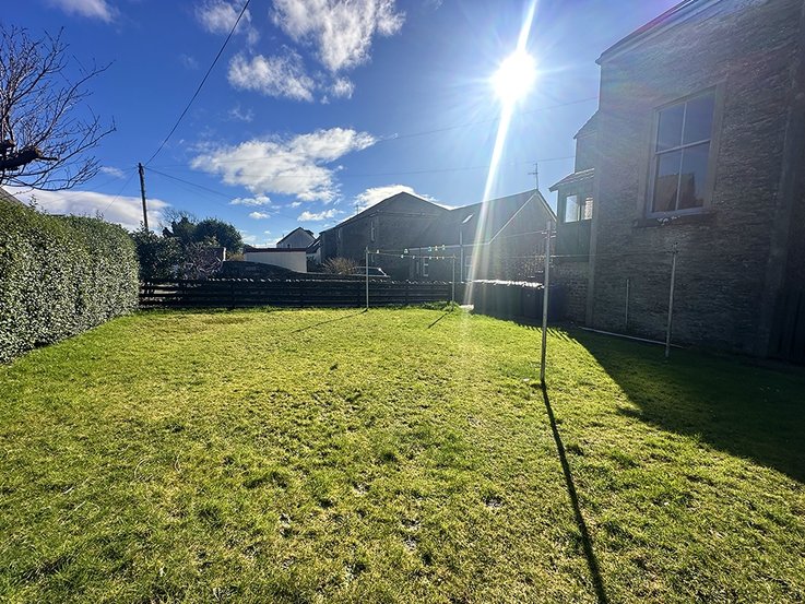 86 Auchamore Road, Dunoon