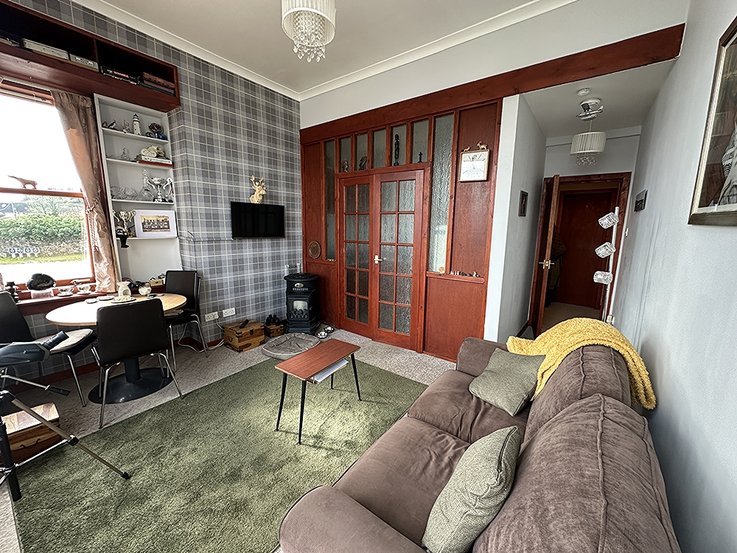 1 Ardencraig,  Shore Road, Kames, Tighnabruaich