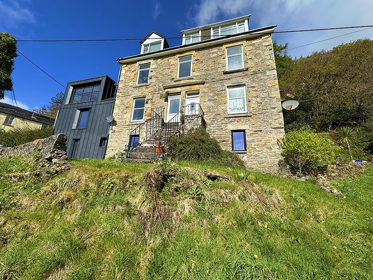 Garden Flat,  Kyles View, Tighnabruaich