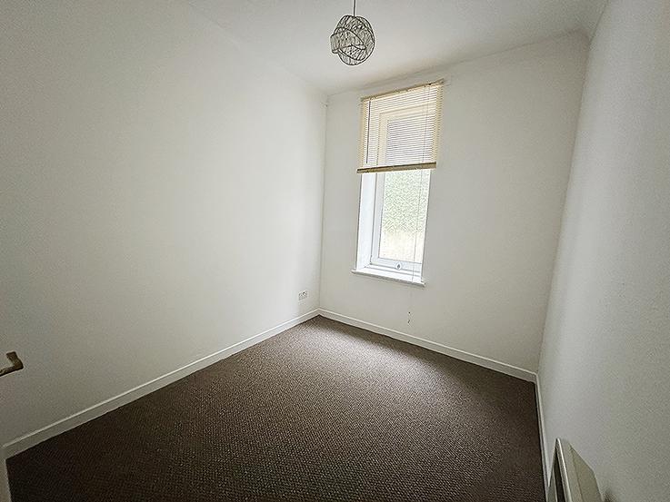 5 Kilmun Court,  Shore Road, Kilmun