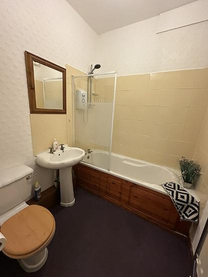 5 Kilmun Court,  Shore Road, Kilmun
