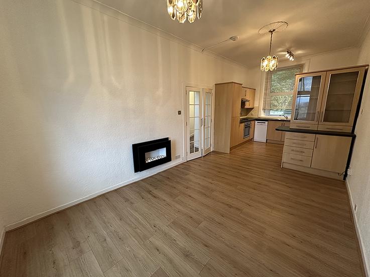 5 Kilmun Court,  Shore Road, Kilmun