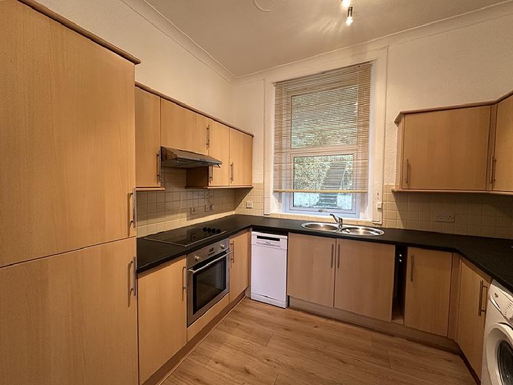 5 Kilmun Court,  Shore Road, Kilmun