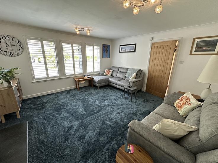 35 Ardenfield, Ardentinny