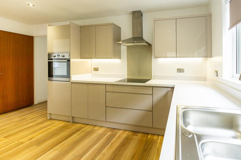 4 Birch Lodge,  118 Bullwood Road, Dunoon