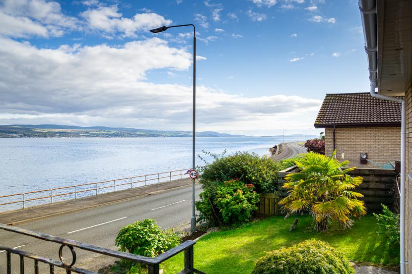 4 Birch Lodge,  118 Bullwood Road, Dunoon