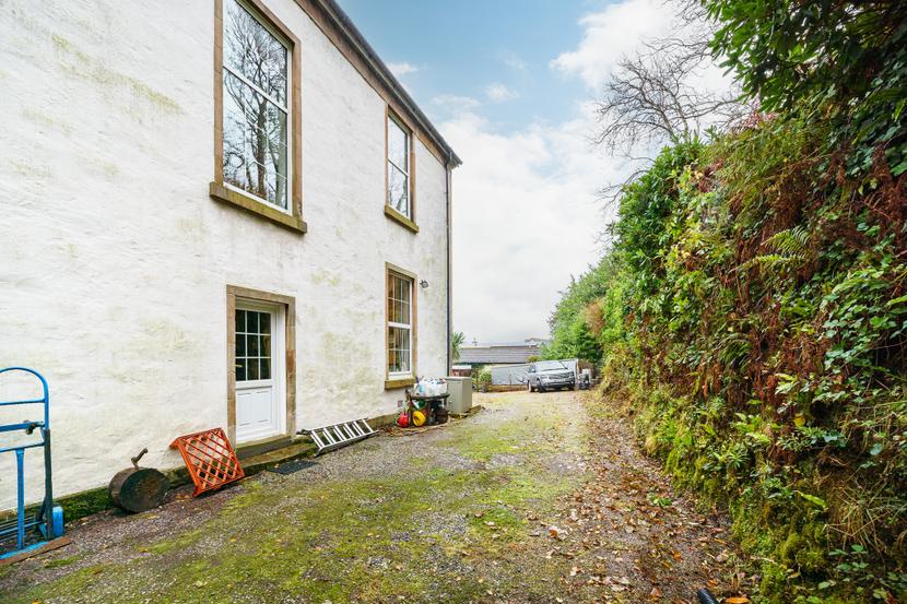 St Munn's Old Manse,  Shore Road, Kilmun