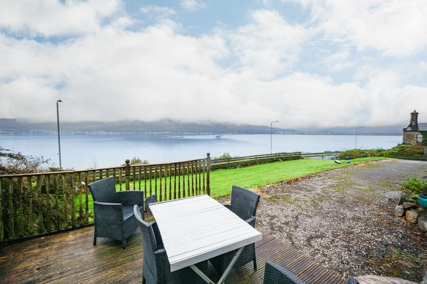 St Munn's Old Manse,  Shore Road, Kilmun