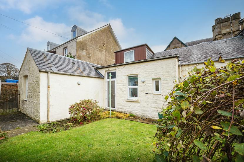Melville Cottage,  22 Hillfoot Street, Dunoon