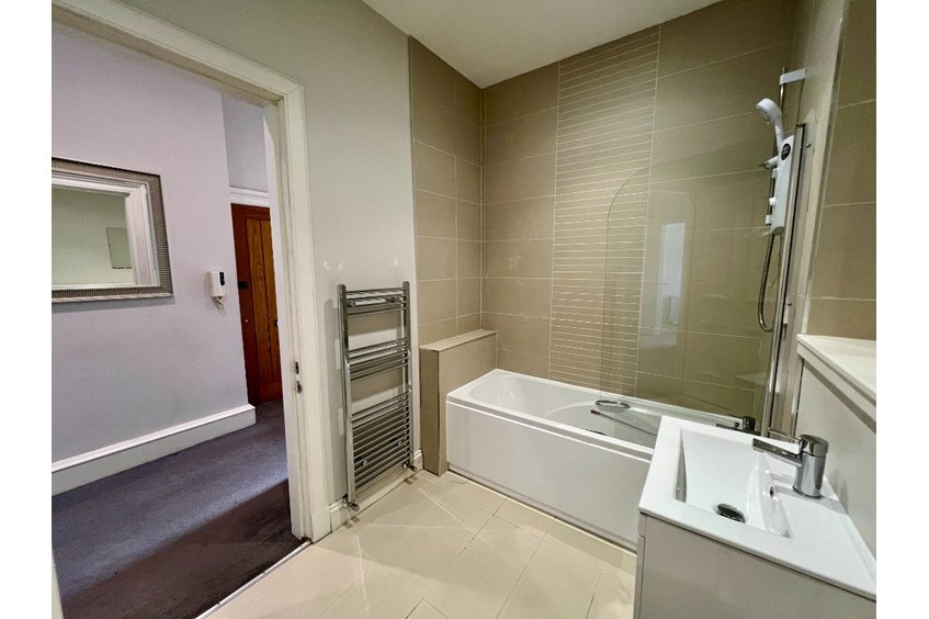 P418: Thirlestane Road Marchmont Edinburgh