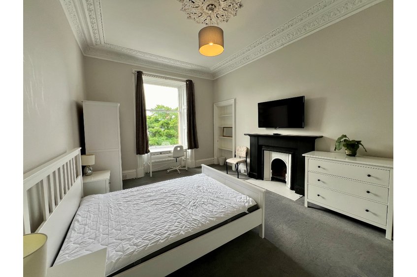 P418: Thirlestane Road Marchmont Edinburgh