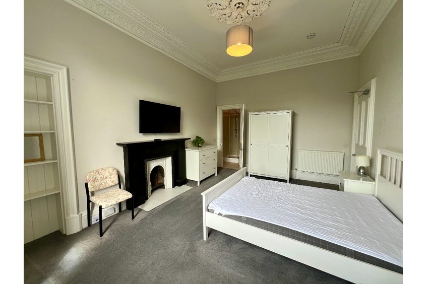 P418: Thirlestane Road Marchmont Edinburgh
