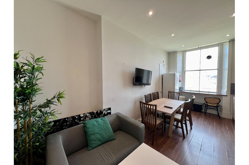 P418: Thirlestane Road Marchmont Edinburgh