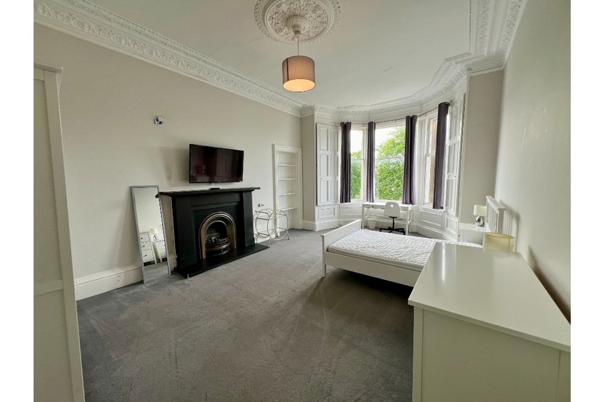 P418: Thirlestane Road Marchmont Edinburgh