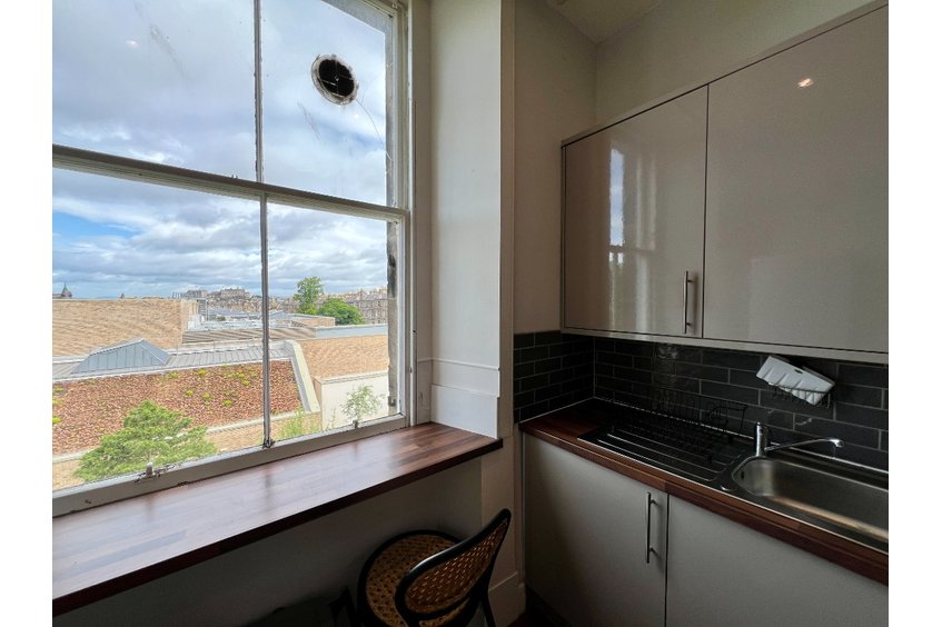 P418: Thirlestane Road Marchmont Edinburgh