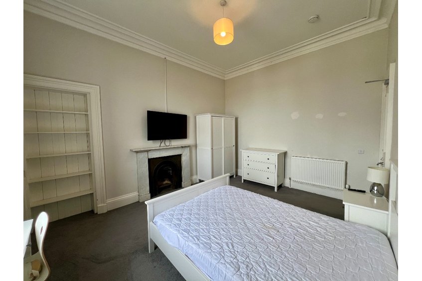 P418: Thirlestane Road Marchmont Edinburgh
