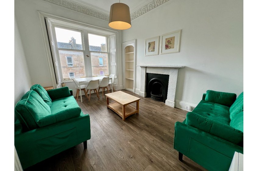 P707: Crighton Place Leith Edinburgh
