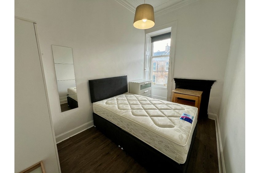 P707: Crighton Place Leith Edinburgh