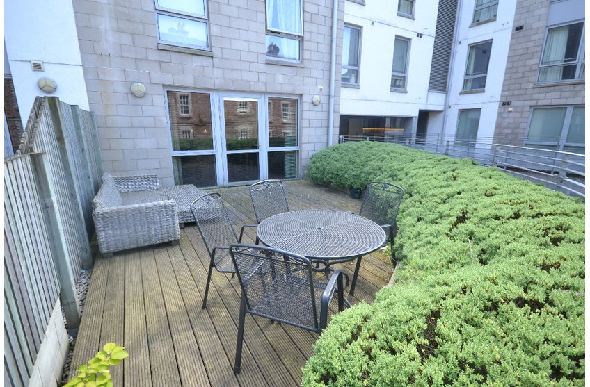 Gardners Crescent