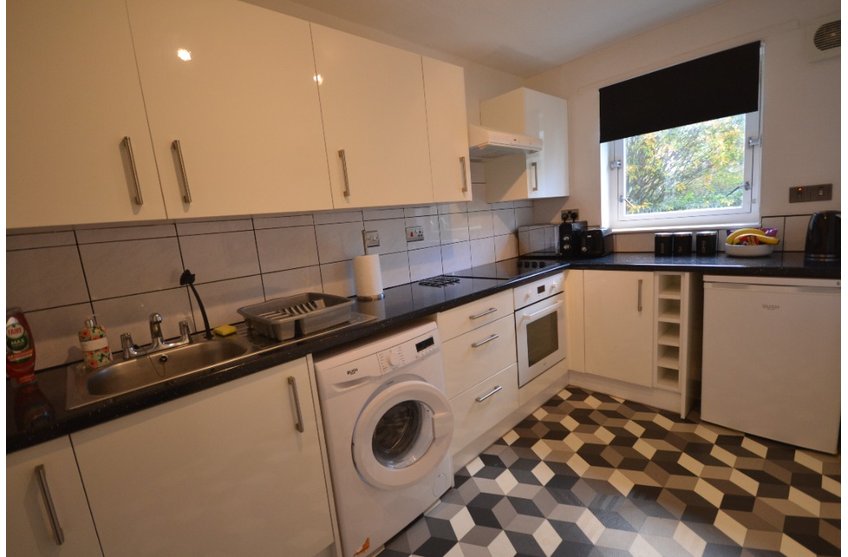 St Katharine's Brae, Liberton Gardens