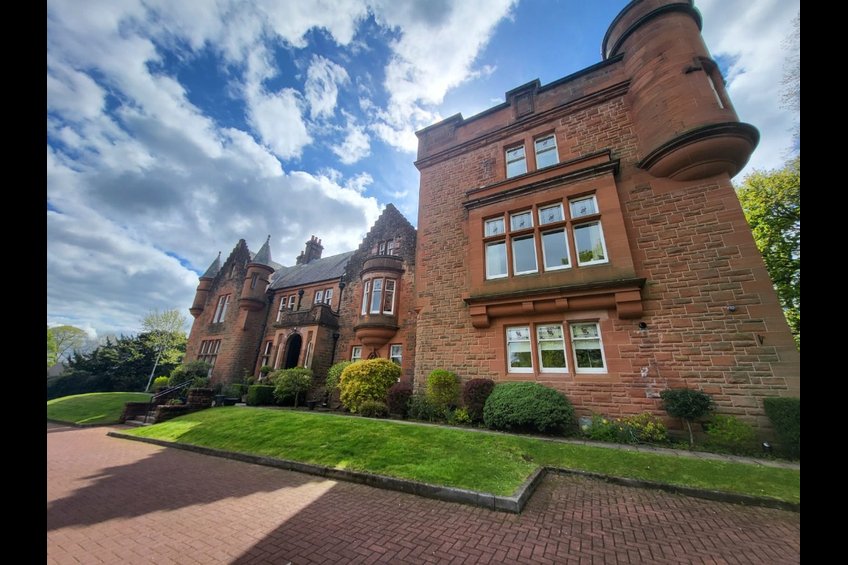 Newark House Manor Park Avenue