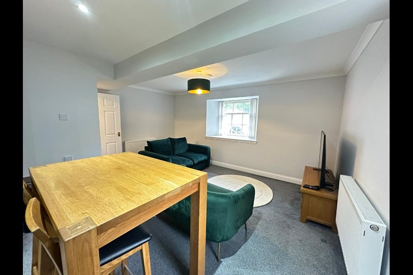 26 Oakshaw Street East