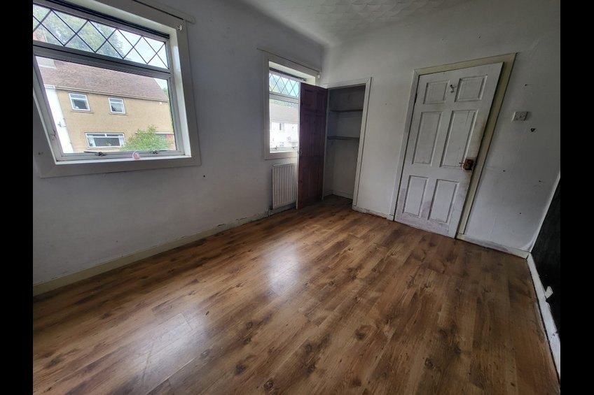 4 St Ninians Road