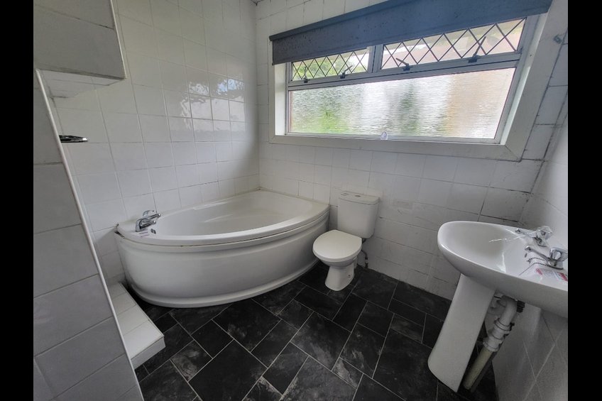 4 St Ninians Road